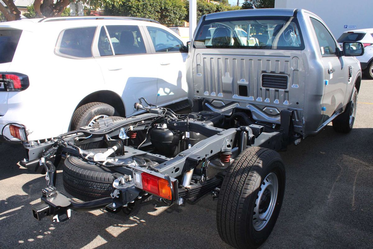 2025 Ford Ranger XL 4X4 2.0L