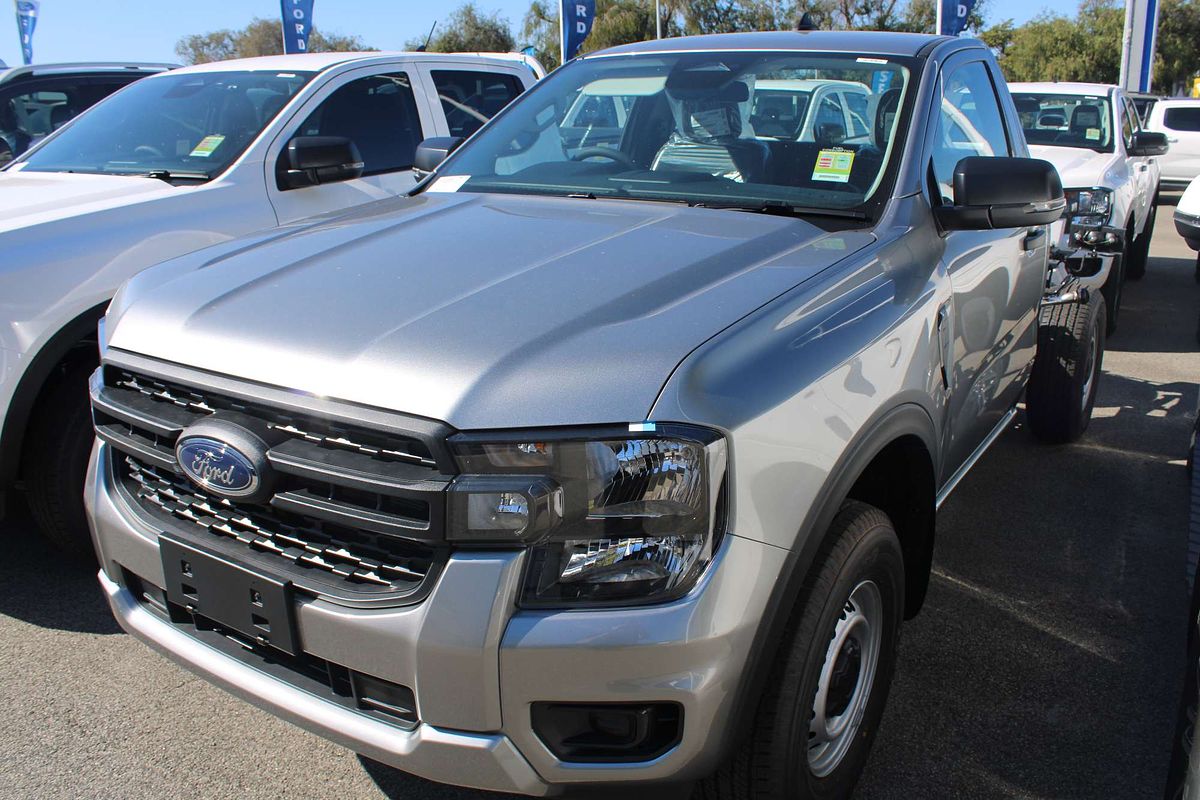 2025 Ford Ranger XL 4X4 2.0L