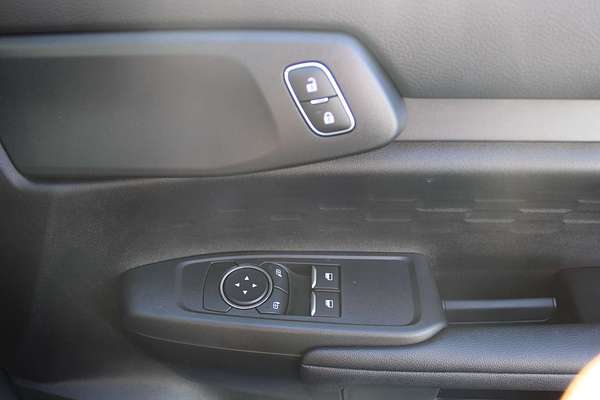 2025 Ford Ranger XL 4X4 2.0L