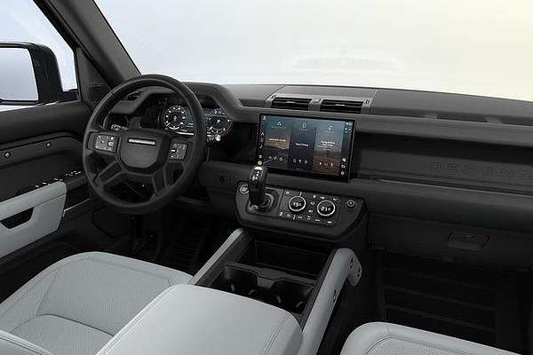 2025 Land Rover Defender 130 D350 X-Dynamic SE L663