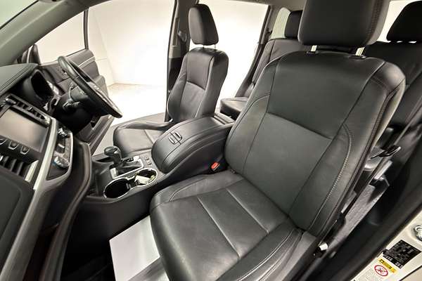 2017 Toyota Kluger Grande GSU55R