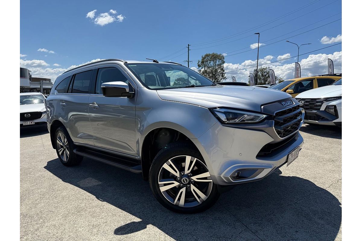 2024 Isuzu MU-X LS-T
