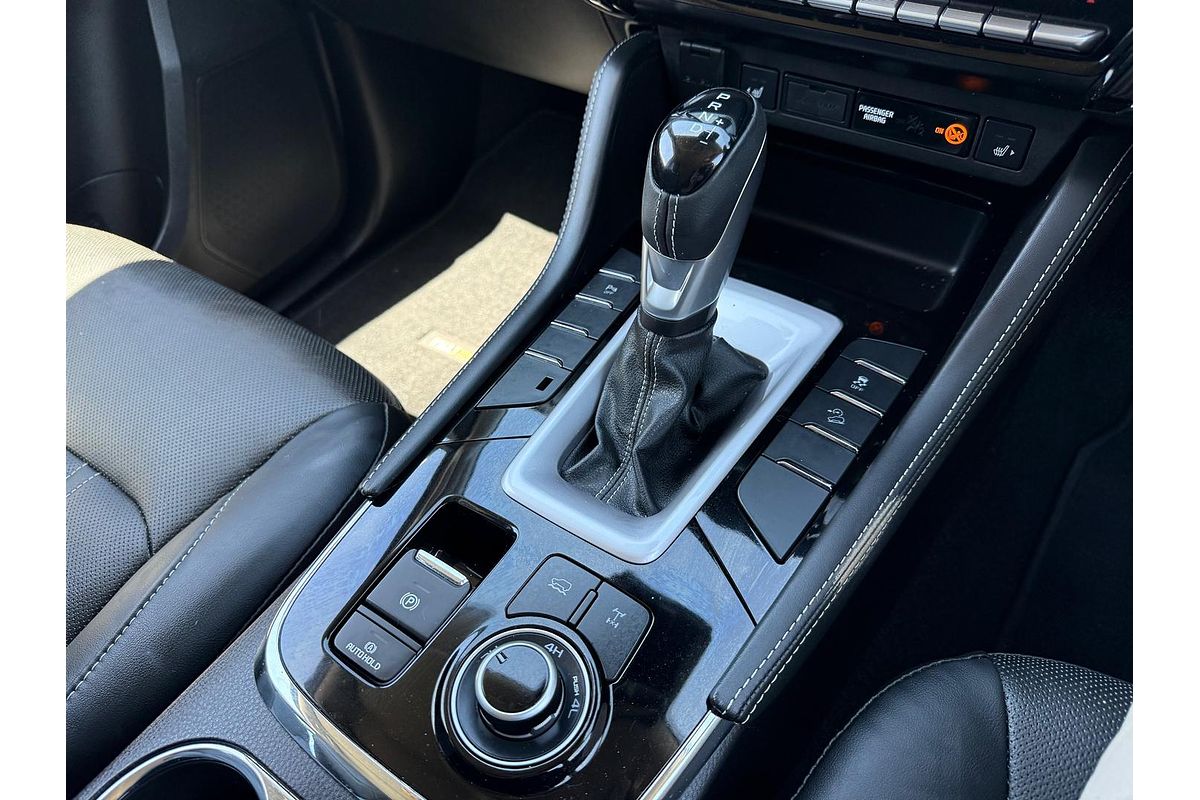 2024 Isuzu MU-X LS-T