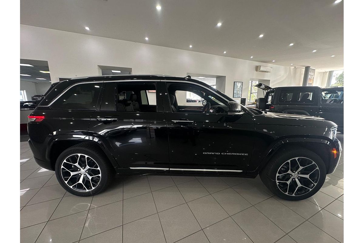 2023 Jeep Grand Cherokee Summit Reserve 4xe WL