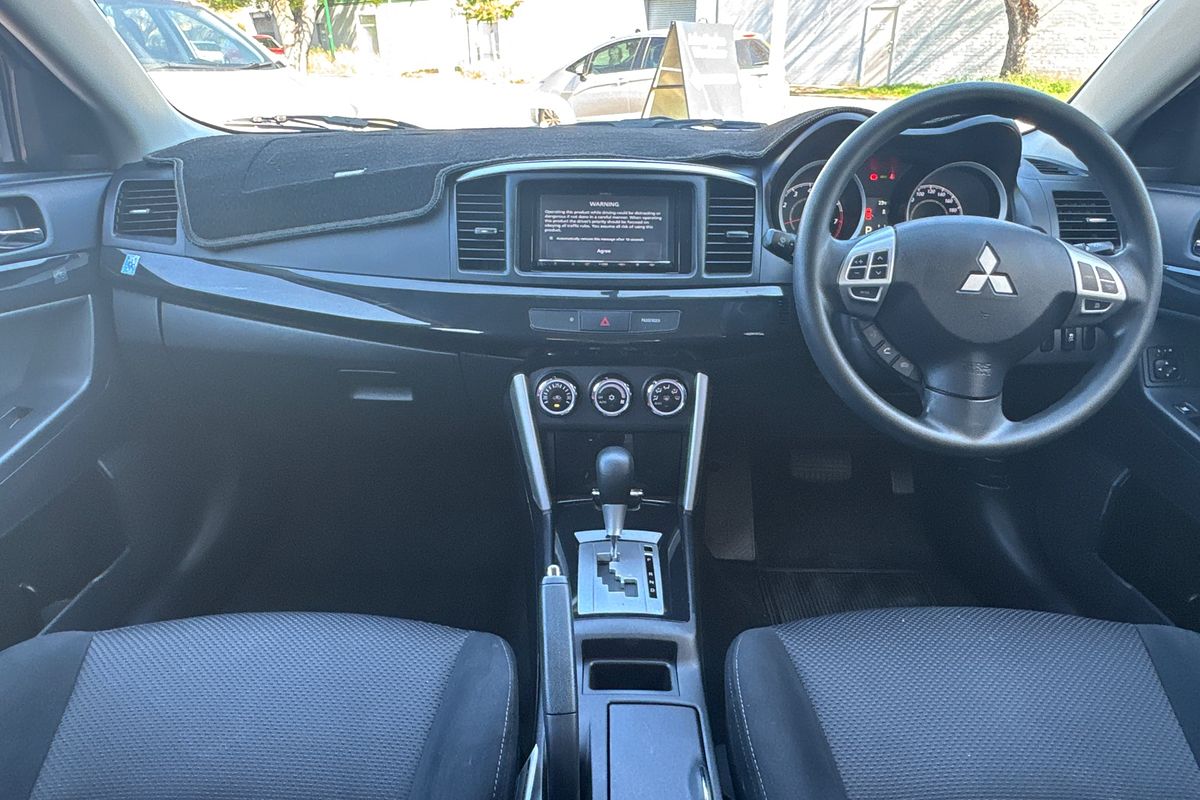 2017 Mitsubishi Lancer ES Sport CF