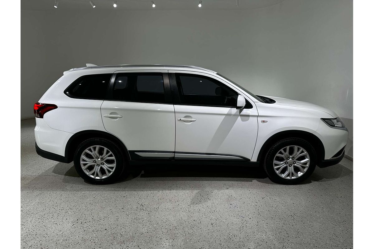 2020 Mitsubishi Outlander ES ZL