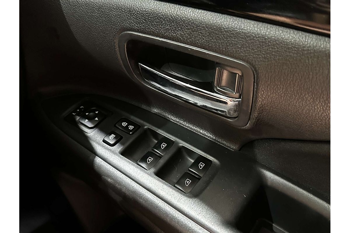 2020 Mitsubishi Outlander ES ZL