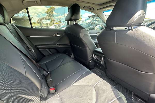 2021 Toyota Camry SL AXVH70R