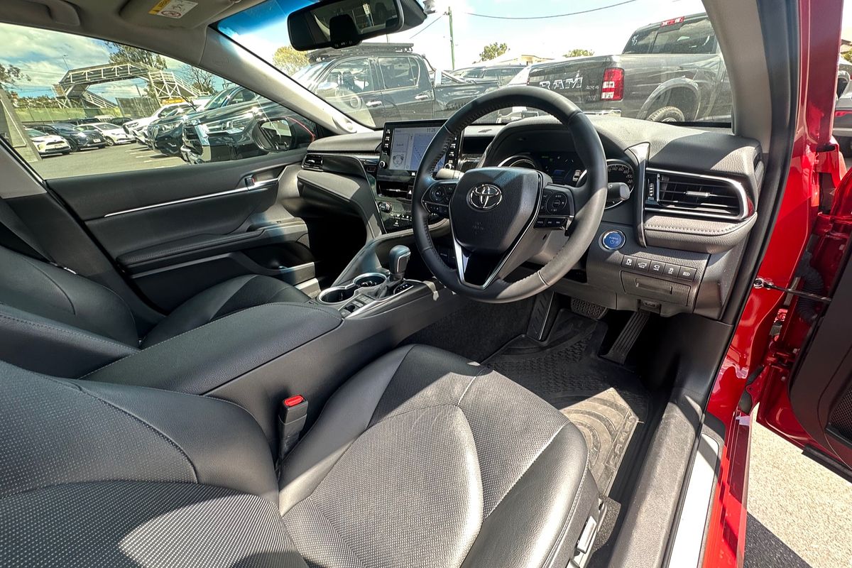 2021 Toyota Camry SL AXVH70R