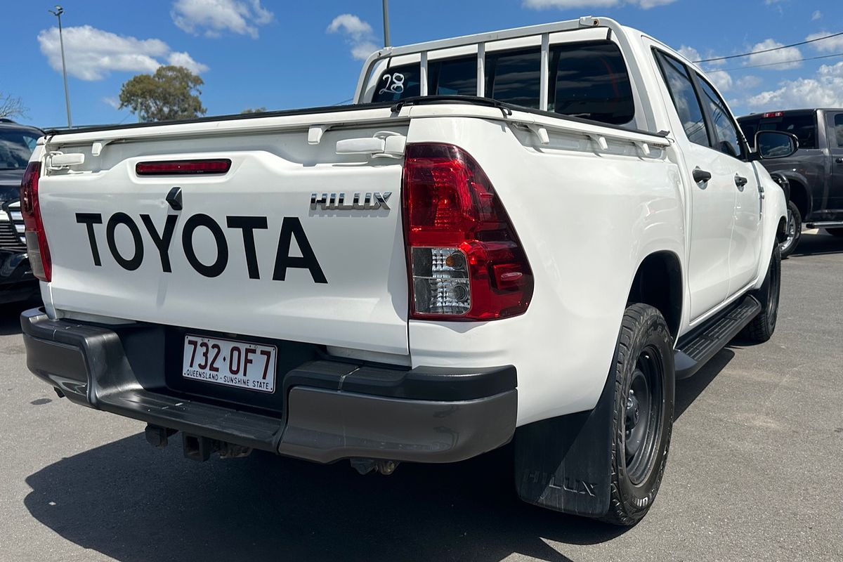 2020 Toyota Hilux Hilux 4x4 SR 2.8L T Diesel Automatic Double Cab