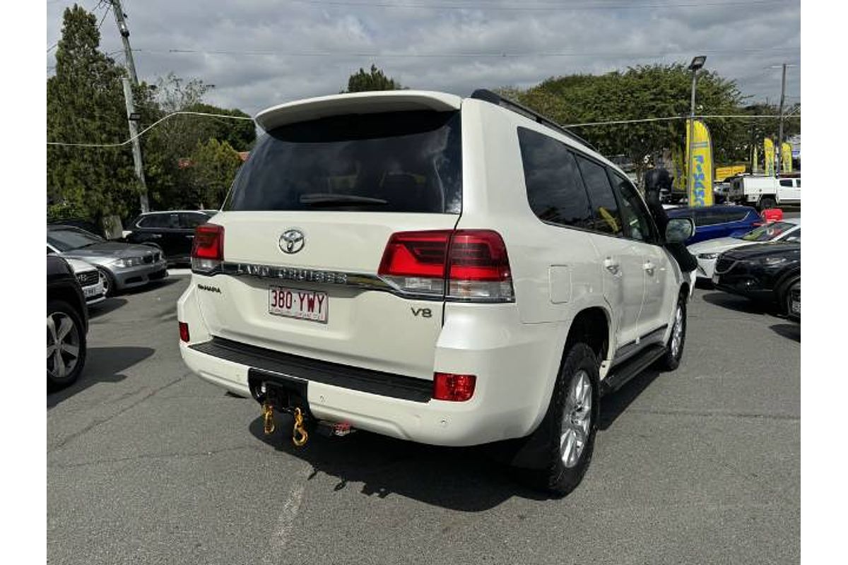 2017 Toyota Landcruiser Sahara VDJ200R