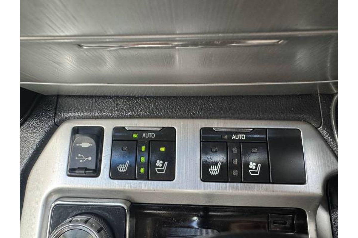 2017 Toyota Landcruiser Sahara VDJ200R