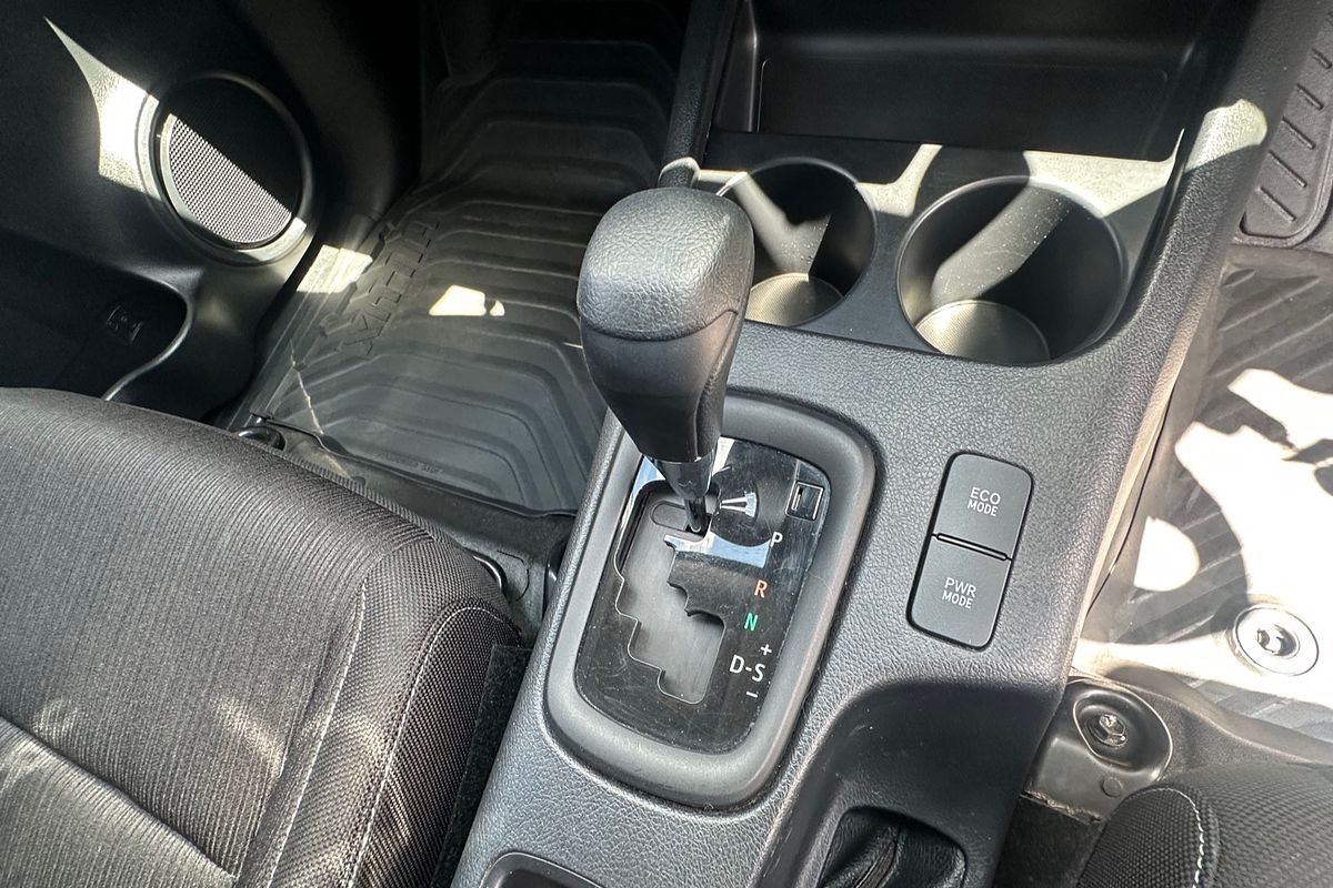 2020 Toyota Hilux Hilux 4x4 SR 2.8L T Diesel Automatic Double Cab