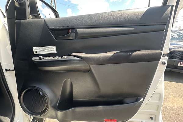 2020 Toyota Hilux Hilux 4x4 SR 2.8L T Diesel Automatic Double Cab