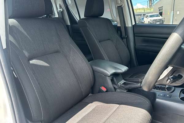2020 Toyota Hilux Hilux 4x4 SR 2.8L T Diesel Automatic Double Cab