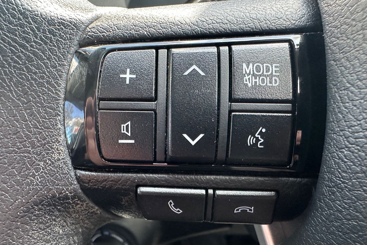 2020 Toyota Hilux Hilux 4x4 SR 2.8L T Diesel Automatic Double Cab