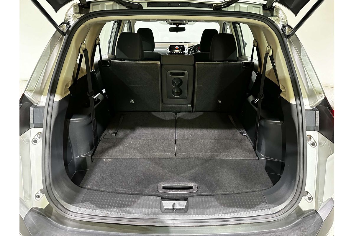 2024 Nissan X-TRAIL ST T33