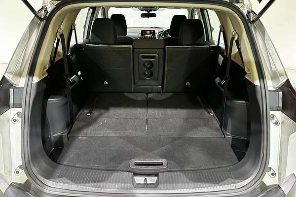 2024 Nissan X-TRAIL ST T33