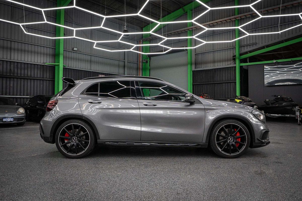 2014 Mercedes-Benz GLA-Class GLA45 AMG X156