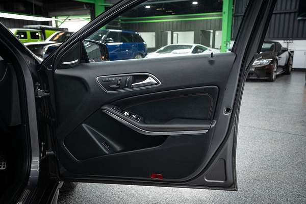 2014 Mercedes-Benz GLA-Class GLA45 AMG X156
