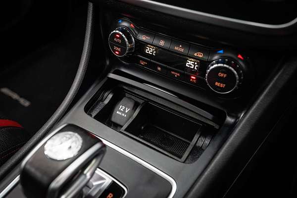 2014 Mercedes-Benz GLA-Class GLA45 AMG X156