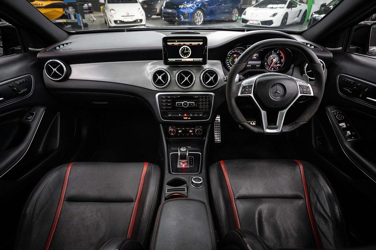 2014 Mercedes-Benz GLA-Class GLA45 AMG X156