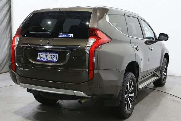 2017 Mitsubishi Pajero Sport Exceed QE