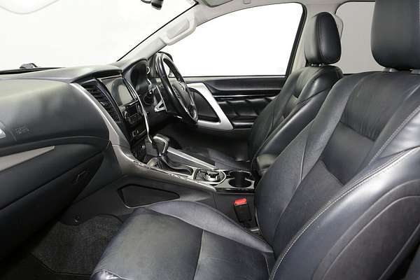 2017 Mitsubishi Pajero Sport Exceed QE