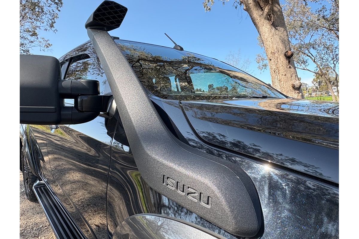 2022 Isuzu D-MAX X-TERRAIN 4X4