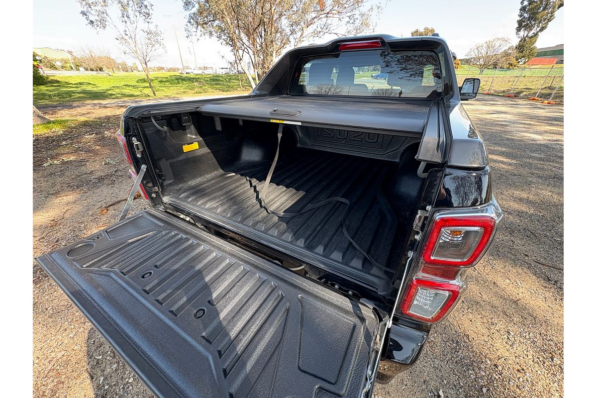 2022 Isuzu D-MAX X-TERRAIN 4X4