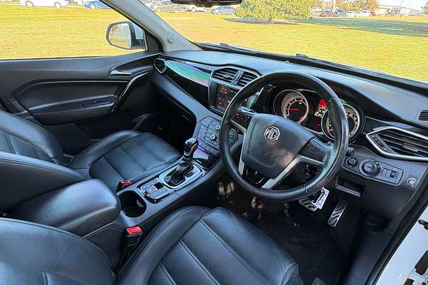 2019 MG GS Essence X SAS2