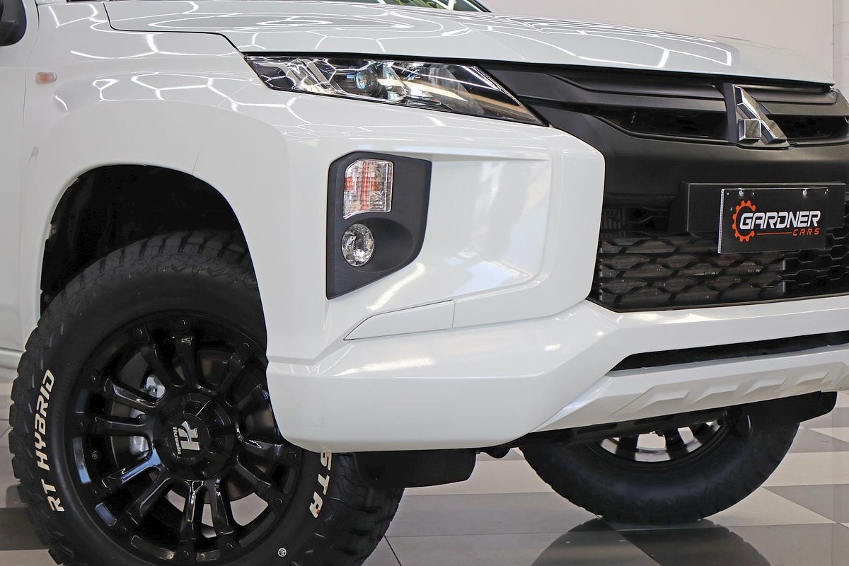 2021 Mitsubishi Triton GLX ADAS MR 4X4