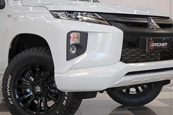 2021 Mitsubishi Triton GLX ADAS MR 4X4
