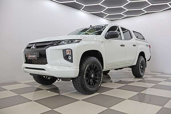 2021 Mitsubishi Triton GLX ADAS MR 4X4