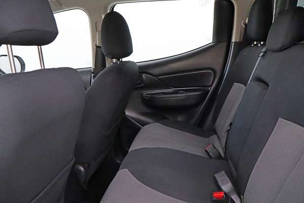 2021 Mitsubishi Triton GLX ADAS MR 4X4