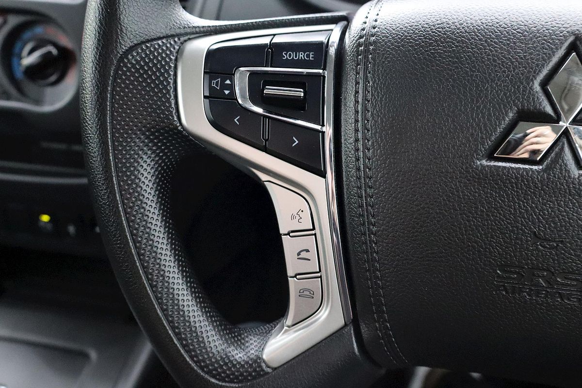 2021 Mitsubishi Triton GLX ADAS MR 4X4