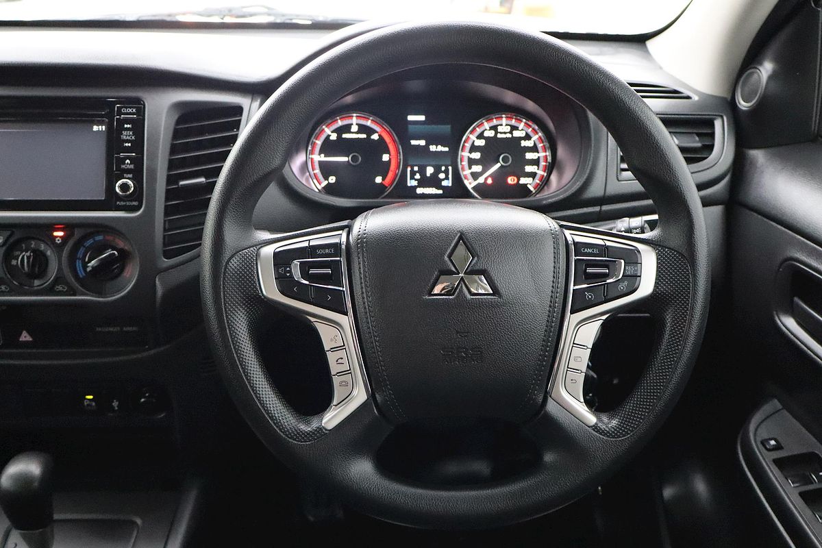 2021 Mitsubishi Triton GLX ADAS MR 4X4