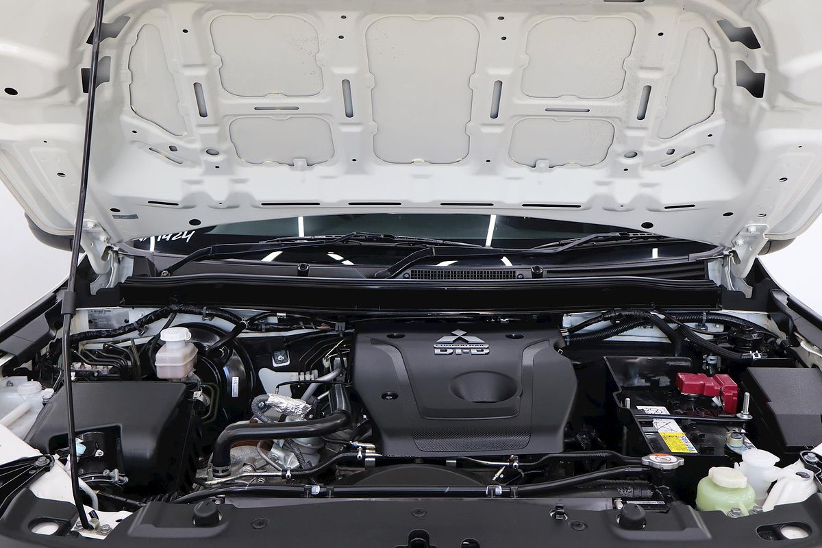 2021 Mitsubishi Triton GLX ADAS MR 4X4