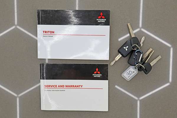 2021 Mitsubishi Triton GLX ADAS MR 4X4