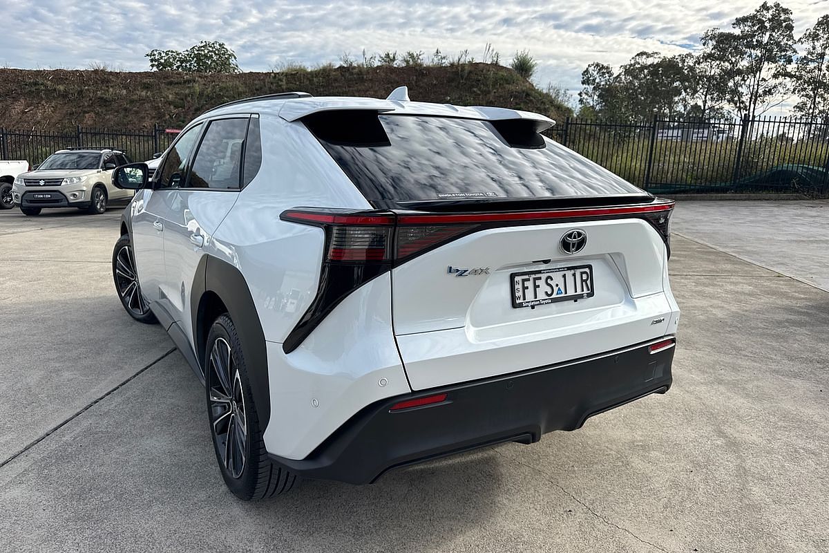 2023 Toyota bZ4X YEAM15R