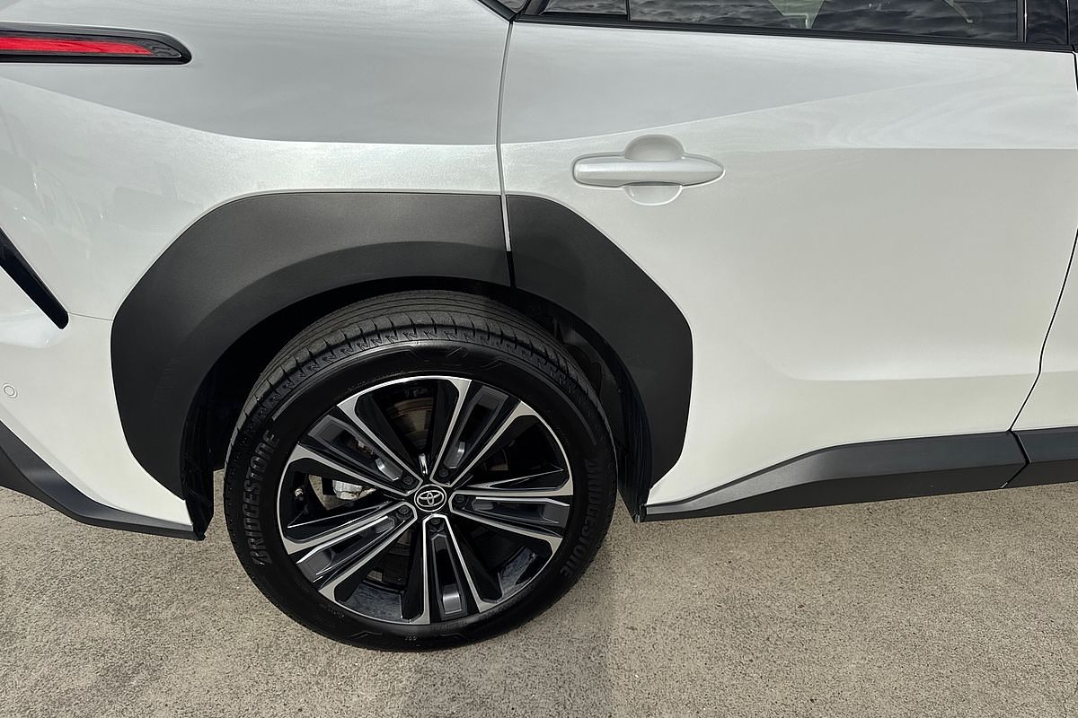 2023 Toyota bZ4X YEAM15R