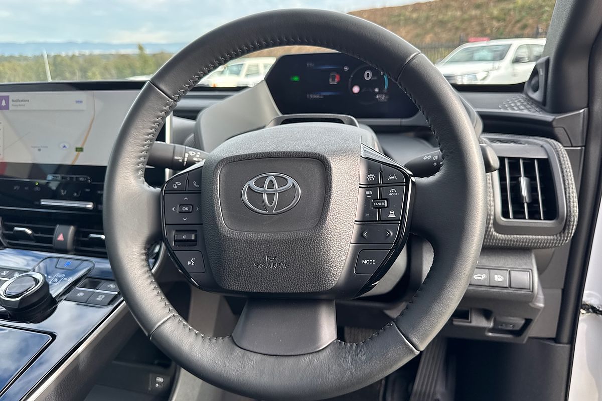 2023 Toyota bZ4X YEAM15R