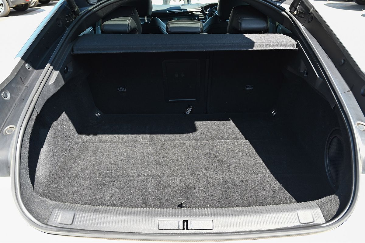 2022 Peugeot 508 GT R8