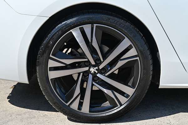 2022 Peugeot 508 GT R8