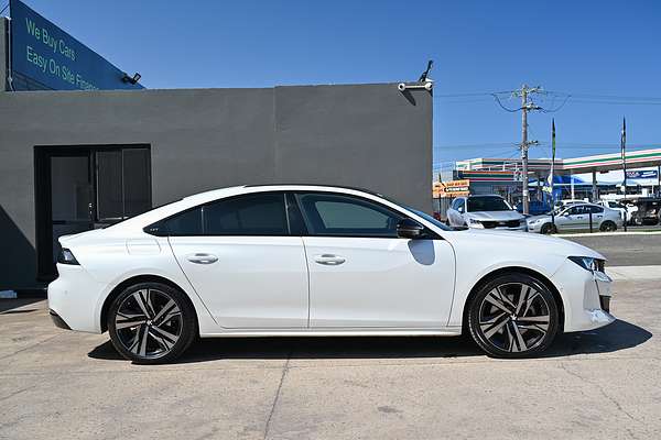 2022 Peugeot 508 GT R8