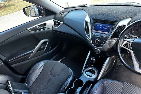 2011 Hyundai Veloster FS