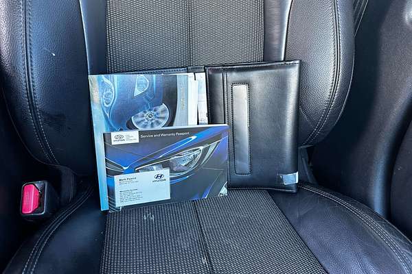 2011 Hyundai Veloster FS