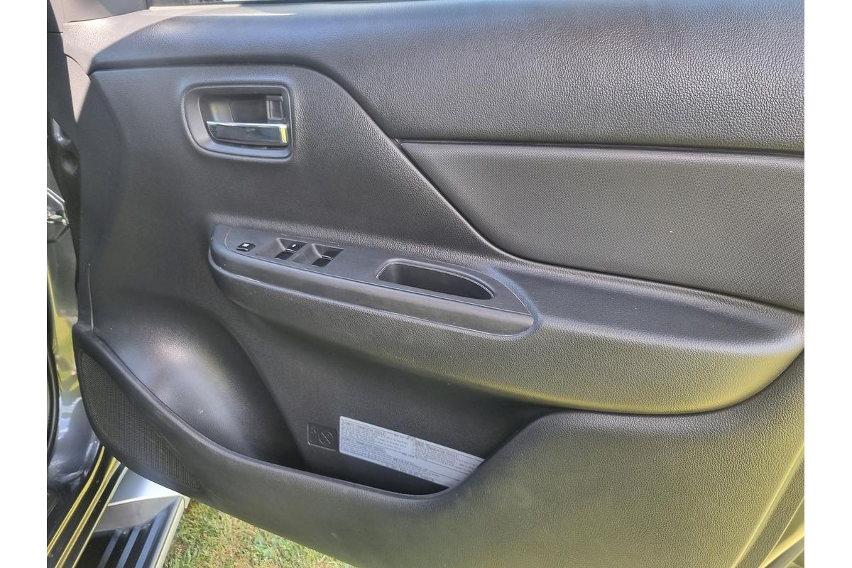 2022 Mitsubishi Triton GLX-R MR 4X4