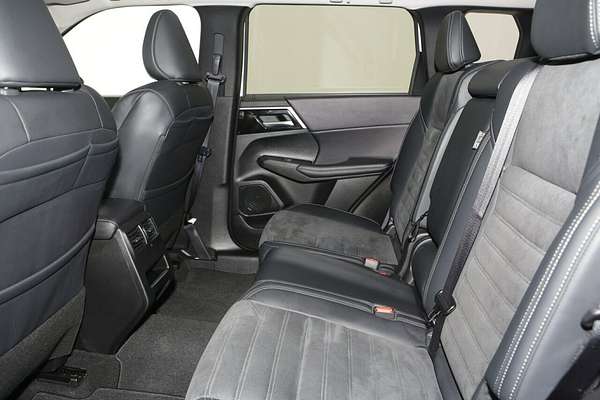 2024 Mitsubishi Outlander Aspire ZM
