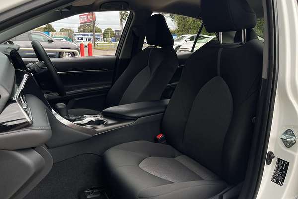 2022 Toyota Camry Ascent AXVH70R